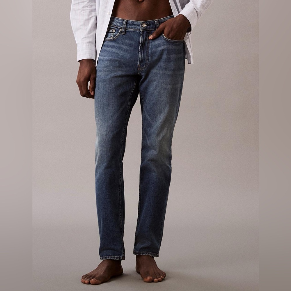 90’s Men’s CK One Slouchy Slim Low Rise Button-Fly Jeans 34X33